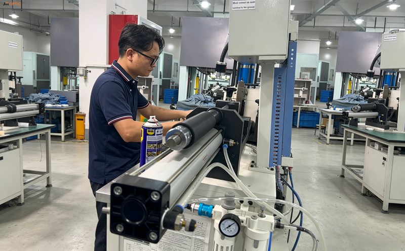 Acetate eyewear manufacturing process from raw sheet to finished frame